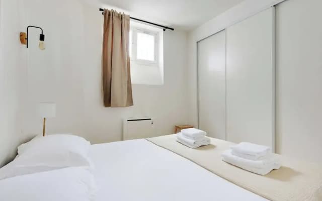 Charming Appt - 1bd/2p - Near Canal Saint Martin - photo 4