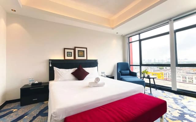 Bespoke Hotel Puchong - photo 4