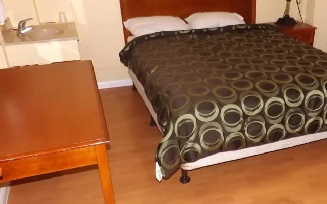 Elite Inn - photo 4