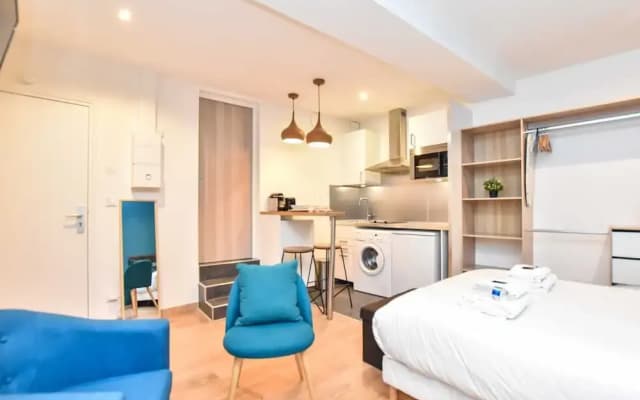 Modern Studio in the Heart of Paris - photo 3