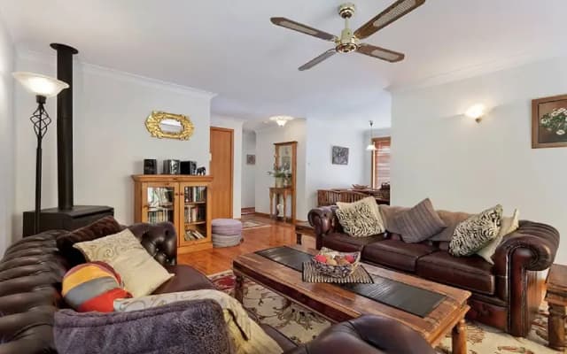 Leura Bungalow - photo 4