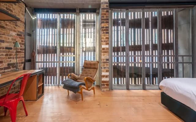 Executive Rental Style House - photo 4