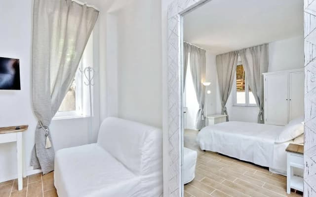 Giuliana Charming Rooms - photo 4