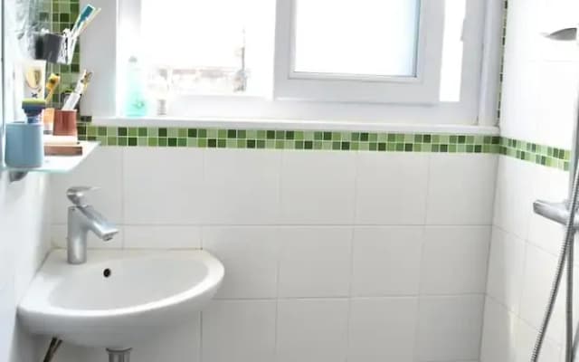 Cosy 1 Bedroom Apartment in 14th Paris - photo 4