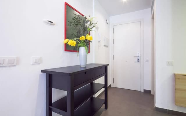 Inside Barcelona Apartments Sants - photo 2