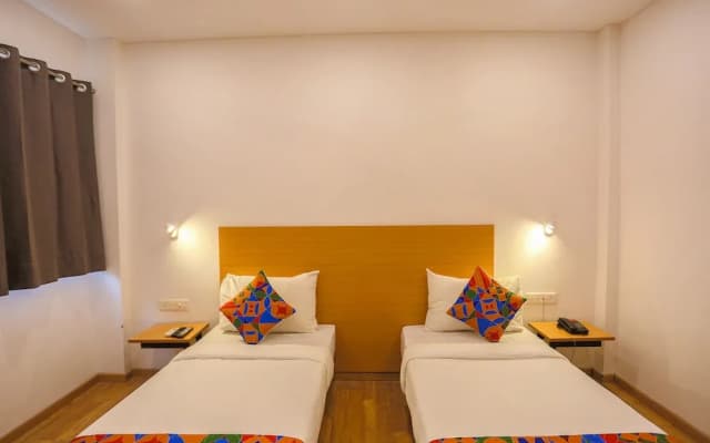 FabHotel A One Paschim Vihar - photo 3