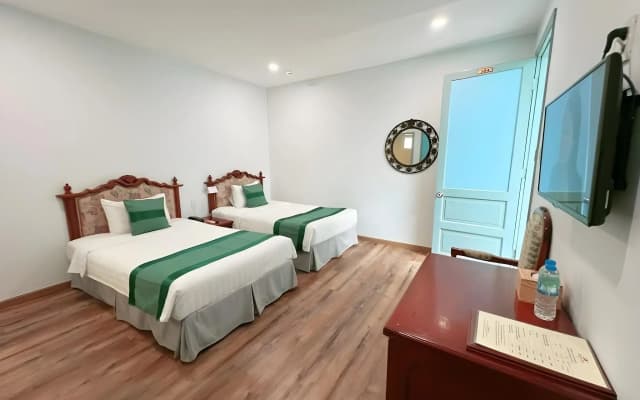 Riverside Hotel - photo 4
