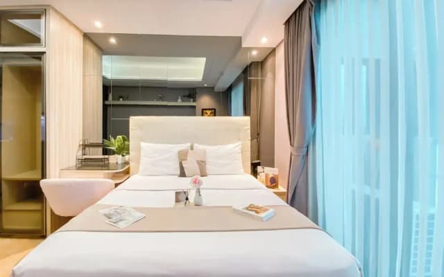 Spacious Studio Apartment at Capitol Suites - photo 3
