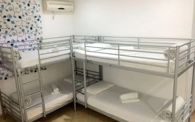 Apartamentos Arguelles - photo 2