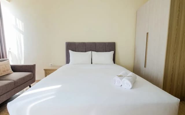Modern Studio Menteng Park Apartment - photo 3