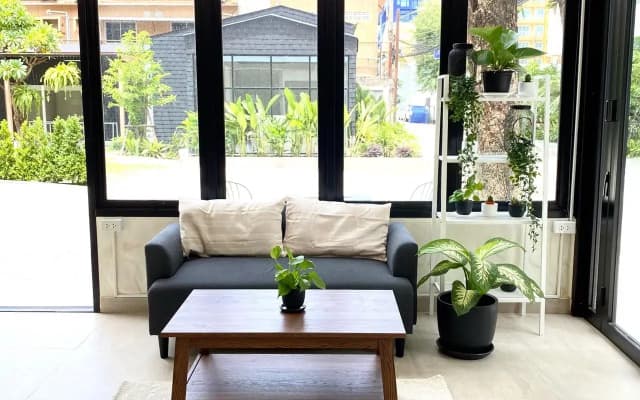 The Shade Residence - photo 2