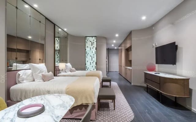 Suites at SLS LUX Brickell managed by CE - photo 5