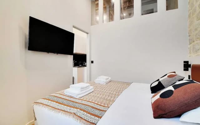 Stunning Apartment 2br/6p - Rex - Grands Boulevards - photo 5