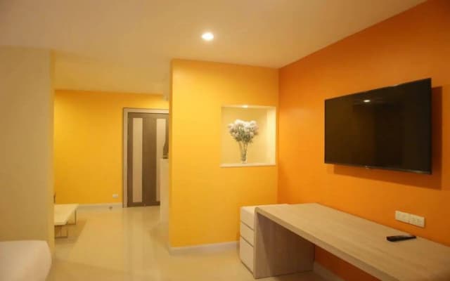 Trebel Service Apartment Pattaya - photo 4