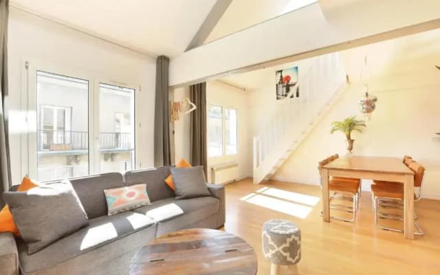 Les Lilas Serviced Apartments - photo 2