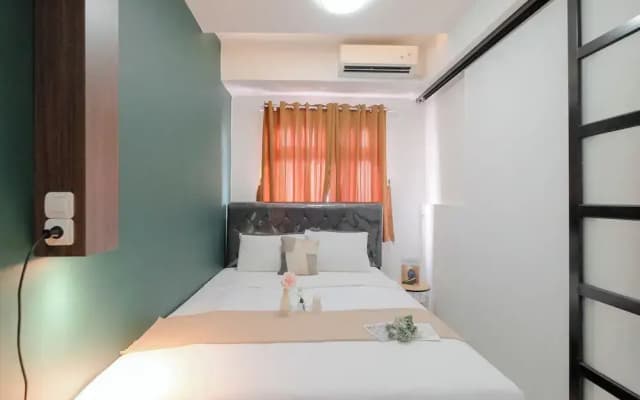 Comfort And Big 1Br At Green Pramuka City Apartment - photo 3