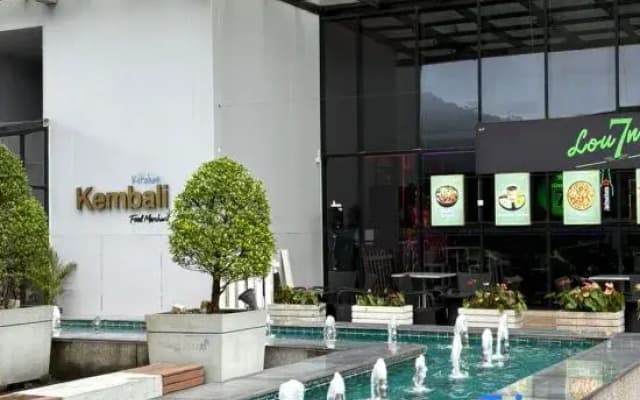 Highland Breeze Hotel - photo 4
