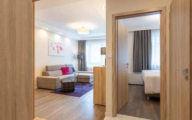 Hotel Golan by Silvercrowngroup - photo 4
