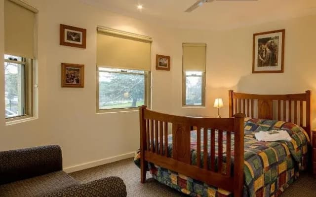 Royal Hotel Springwood - photo 4