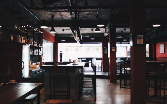 Henry's Hotel & Gastropub - photo 3