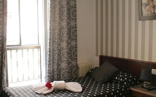 Hostal San Isidro - photo 5