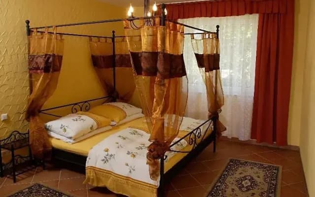 D-Apart Hotel - photo 2