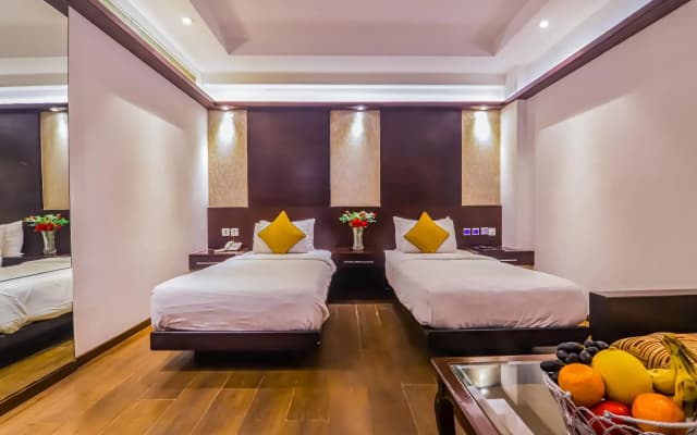 Hotel Godwin Deluxe - photo 5