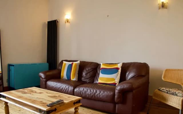 Bright 1 Bedroom Apartment At The Shore - photo 3