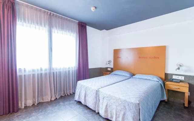 Hotel Colors - photo 2
