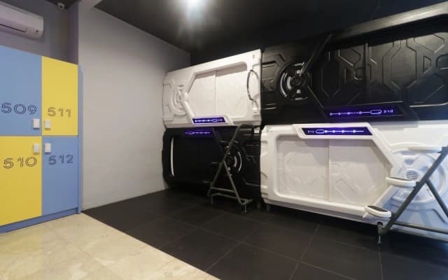 Jakpod Hotel Thamrin Jakarta - Hostel - photo 2