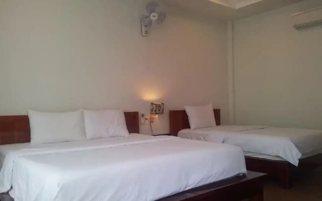 Sunshine Bungalow - photo 4