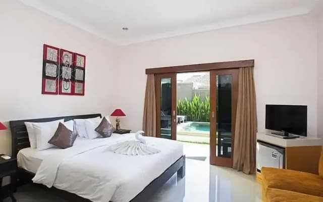 Merthayasa Bungalows - photo 2