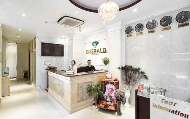 Emerald Boutique Hotel - photo 2