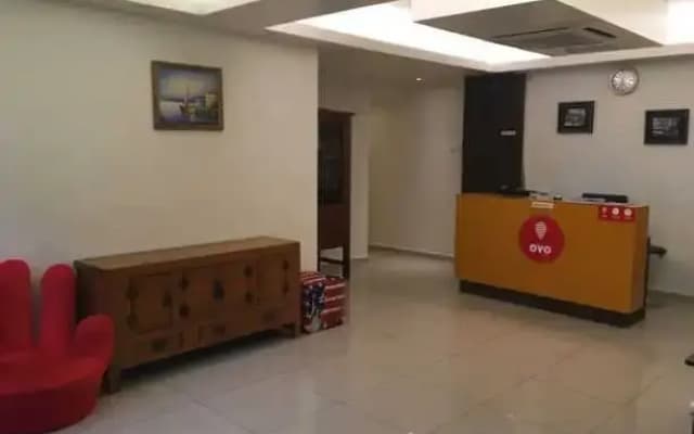 SPOT ON 90139 Hotel Galaxy - photo 2