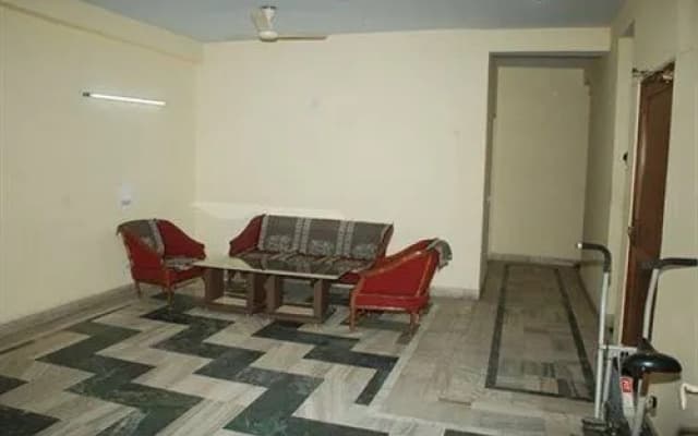 The Corporate - photo 2