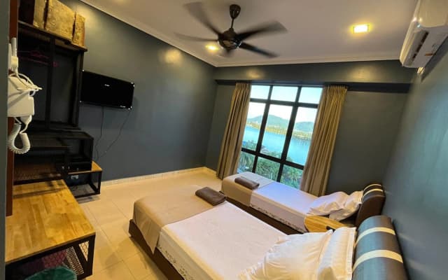 Days Inn Resort by Wyndham Lumut Marina Cove - photo 3