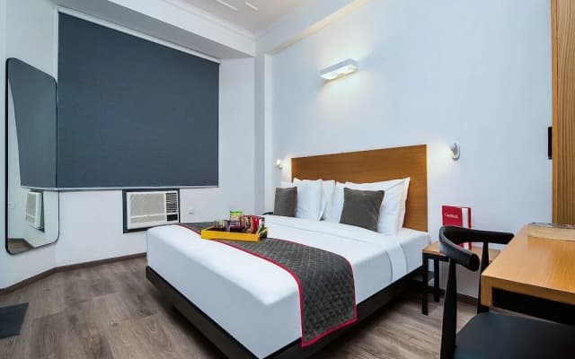 OYO Rooms C R Park - photo 2