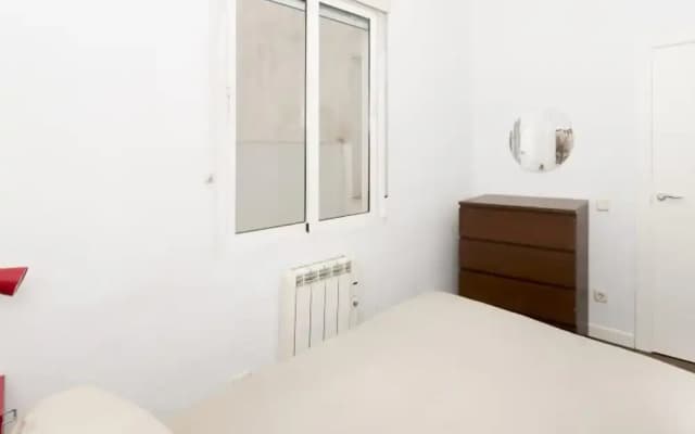 Paseo del Prado Apartment by Allô Housing - photo 3