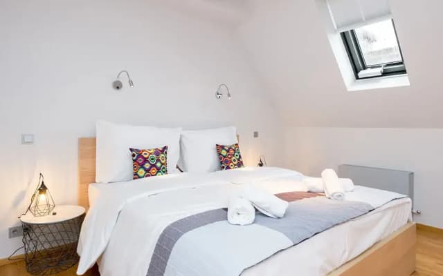 EMPIRENT Rose Apartments - photo 4