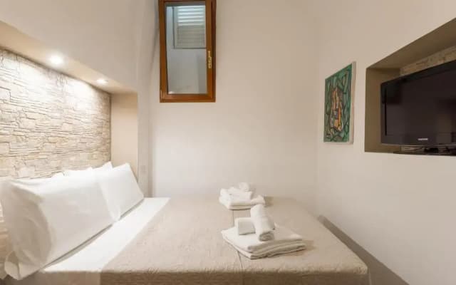 TrinitaDeiMonti Guest House - photo 2