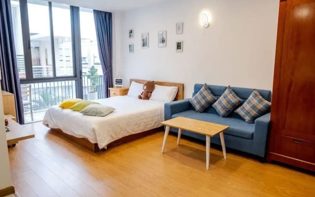 Olwen Home - photo 3