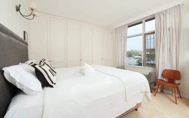Harbour Front Single Level Apartment - photo 3