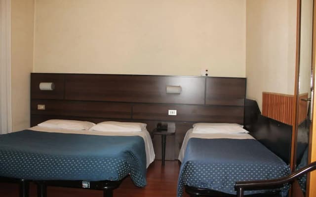 Hotel Catalani & Madrid - photo 5