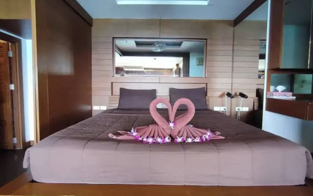 Patong Tower Holiday Rental - photo 4