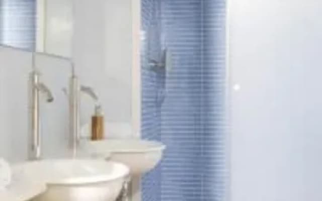 FGA Bach Apartments - photo 4