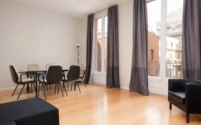 Modern Center Apartments - photo 2