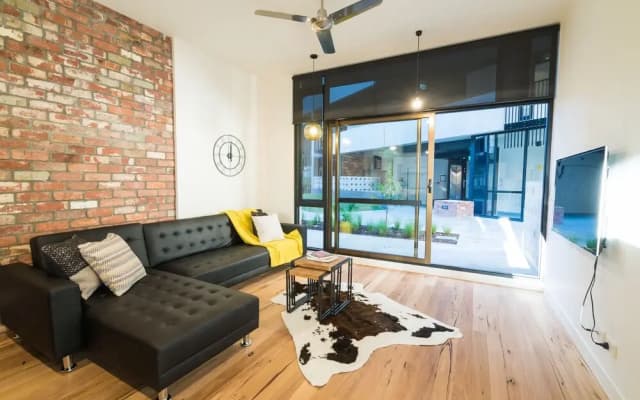 Phoenix on Curzon - Rejuvenate Stays - photo 3