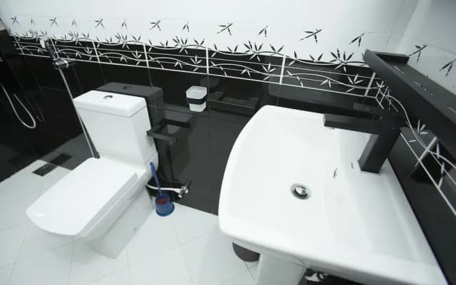 Basel Holiday Homes - photo 4