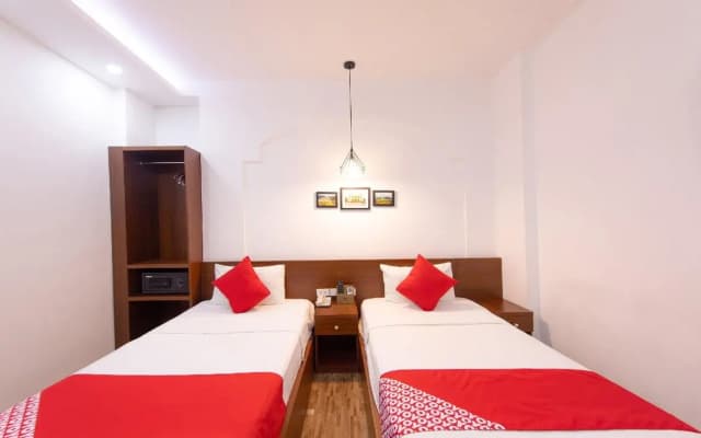 Ibiz Hotel - photo 3