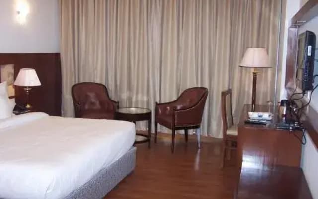 Lilywhite Hotel - photo 5